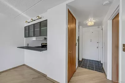 703 Pelham Road #412, New Rochelle, NY 10805 - Photo 16