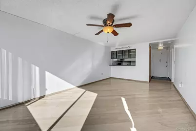 703 Pelham Road #412, New Rochelle, NY 10805 - Photo 14