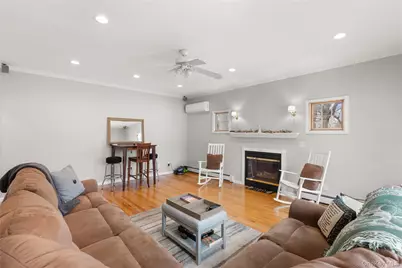 89 Cotter Street, West Islip, NY 11795 - Photo 10