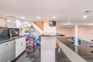 108-25 Union Tpke, Forest Hills, NY 11375 - Photo 26