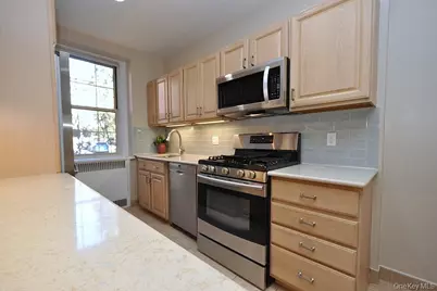 253 Garth Road #1T, Scarsdale, NY 10583 - Photo 8