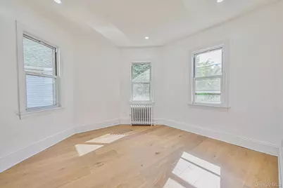 108 N Forest Avenue, Rockville Centre, NY 11570 - Photo 14