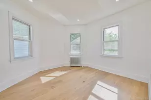 108 N Forest Ave, Rockville Centre, NY 11570 - Photo 14