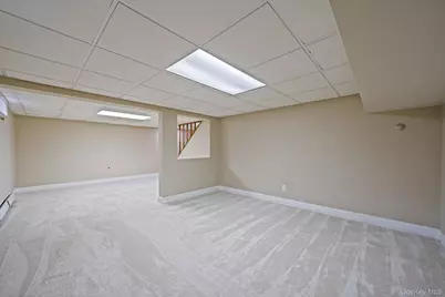 1027 Windermere Road, Franklin Square, NY 11010 - Photo 34