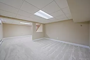 1027 Windermere Rd, Franklin Square, NY 11010 - Photo 34