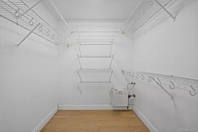 1027 Windermere Road, Franklin Square, NY 11010 - Photo 30