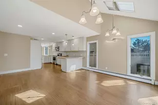 1027 Windermere Rd, Franklin Square, NY 11010 - Photo 10