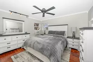 48 Butler St, West Islip, NY 11795 - Photo 14