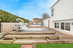 48 Butler St, West Islip, NY 11795 - Photo 24