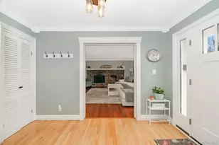 48 Butler St, West Islip, NY 11795 - Photo 4