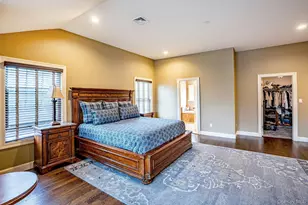 10 Beverly Rd, Farmingdale, NY 11735 - Photo 18