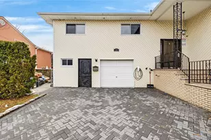 55 Executive Dr, Manhasset Hills, NY 11040 - Photo 32