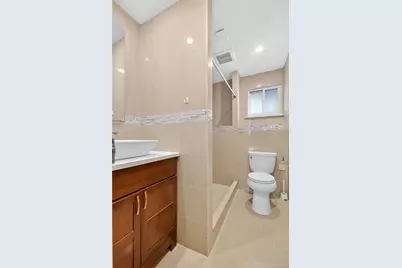 55 Executive Drive, Manhasset Hills, NY 11040 - Photo 34