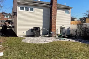 154-58 20th Rd, Whitestone, NY 11357 - Photo 22