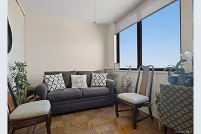 26910 Grand Central Parkway #31B, Floral Park, NY 11005 - Photo 10