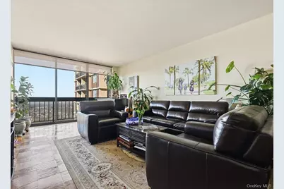 26910 Grand Central Parkway #31B, Floral Park, NY 11005 - Photo 4