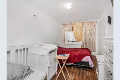 986 Neill Avenue, Bronx, NY 10462 - Photo 12