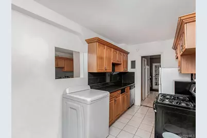 986 Neill Avenue, Bronx, NY 10462 - Photo 18
