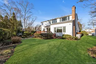 2038 Berfond Ct, Merrick, NY 11566 - Photo 26