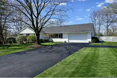 7 Starhaven Avenue, Middletown, NY 10940 - Photo 1