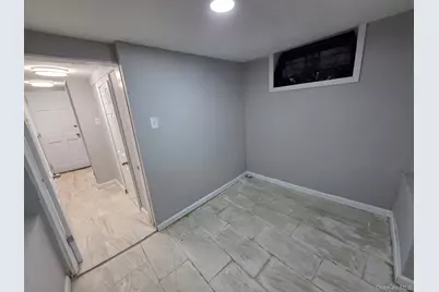 932 E 215th Street, Bronx, NY 10469 - Photo 20