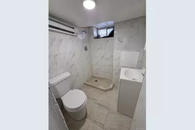 932 E 215th Street, Bronx, NY 10469 - Photo 18