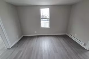 932 E 215th St, Bronx, NY 10469 - Photo 8