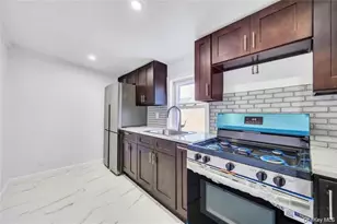 100-35 204th St, Hollis, NY 11423 - Photo 10