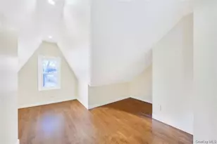 100-35 204th St, Hollis, NY 11423 - Photo 24