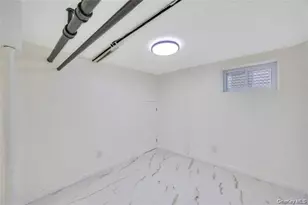 100-35 204th St, Hollis, NY 11423 - Photo 34