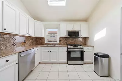 1100 Jefferson Place, Baldwin, NY 11510 - Photo 12