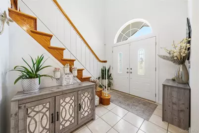 1100 Jefferson Place, Baldwin, NY 11510 - Photo 2