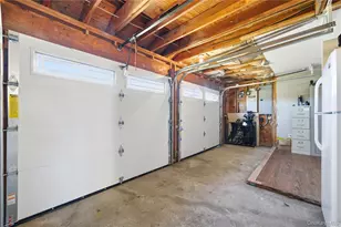 102 Peconic Dr S, Massapequa, NY 11758 - Photo 34