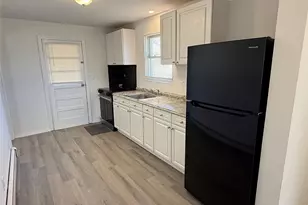 21 Sherwood Dr, Mastic Beach, NY 11951 - Photo 8