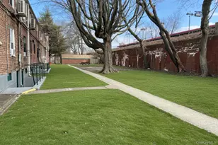 193-02 39th Ave, Flushing, NY 11358 - Photo 16