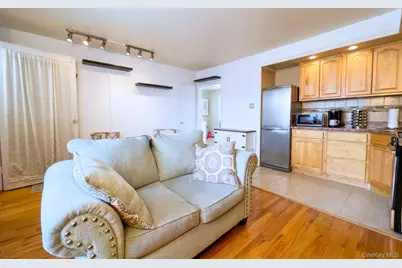 193-02 39 Avenue #1, Flushing, NY 11358 - Photo 4