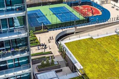 40-28 College Point Boulevard #810, Flushing, NY 11354 - Photo 2