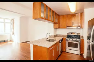 40-28 College Point Blvd, Flushing, NY 11354 - Photo 14