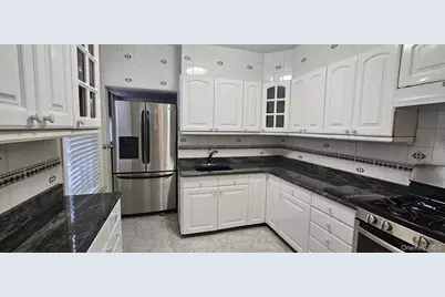 9317 123rd Street, Richmond Hill, NY 11419 - Photo 4