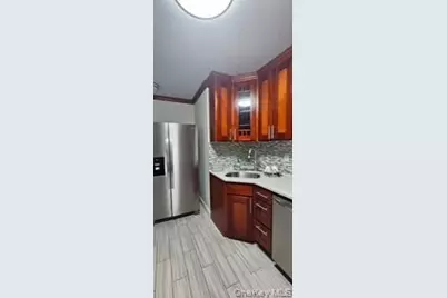 9317 123rd Street, Richmond Hill, NY 11419 - Photo 6