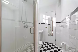 21 Park Ave W, White Plains, NY 10607 - Photo 20