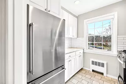 66 Robins Crescent #66, New Rochelle, NY 10801 - Photo 20