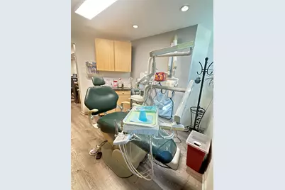 210 Atlantic Avenue #AA3, Lynbrook, NY 11563 - Photo 2