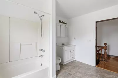 708 Burlingham Road, Pine Bush, NY 12566 - Photo 20