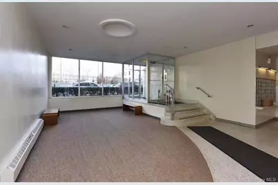 15272 Melbourne Avenue #2G, Flushing, NY 11367 - Photo 4