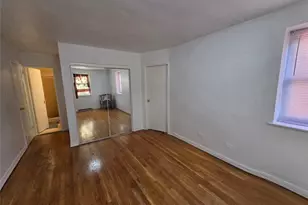 86-10 151 St, Howard Beach, NY 11414 - Photo 6
