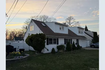 412 Seaford Avenue, Massapequa, NY 11758 - Photo 2