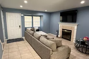 12 Paine Commons, Yaphank, NY 11980 - Photo 4