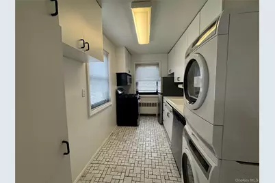 242-05 61 Avenue #F13 Lower, Little Neck, NY 11362 - Photo 8