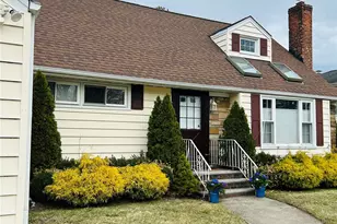 173 Wetherill Rd, Garden City, NY 11530 - Photo 2